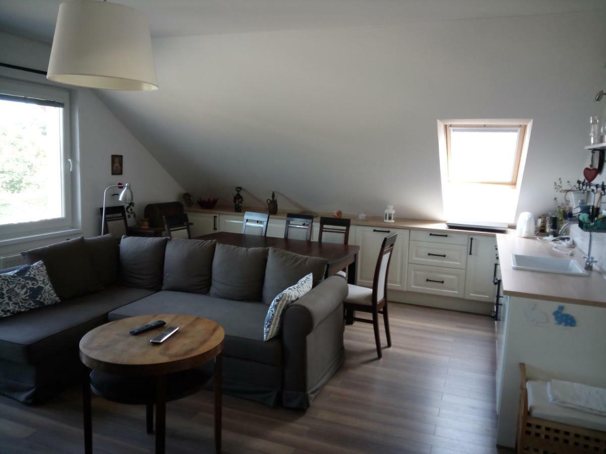 Walnut Apartment With Sauna And Pond Topoľčany Buitenkant foto